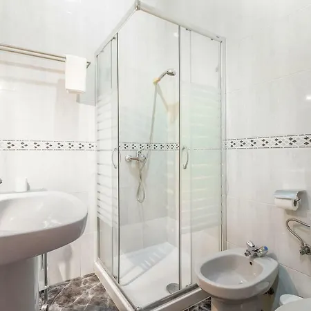 Апартаменты Flatguest Isleta - Urbano +1hab +wifi *